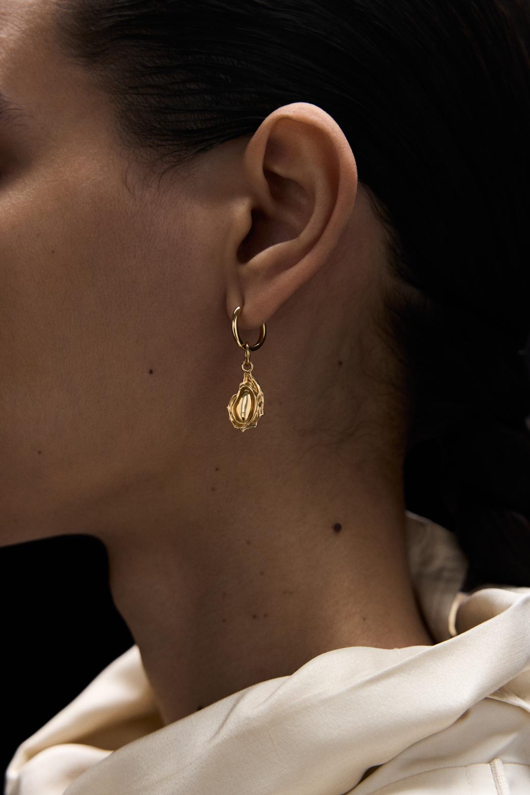 Avgvst x Crosby Studios Тринкет Устрица с Позолотой