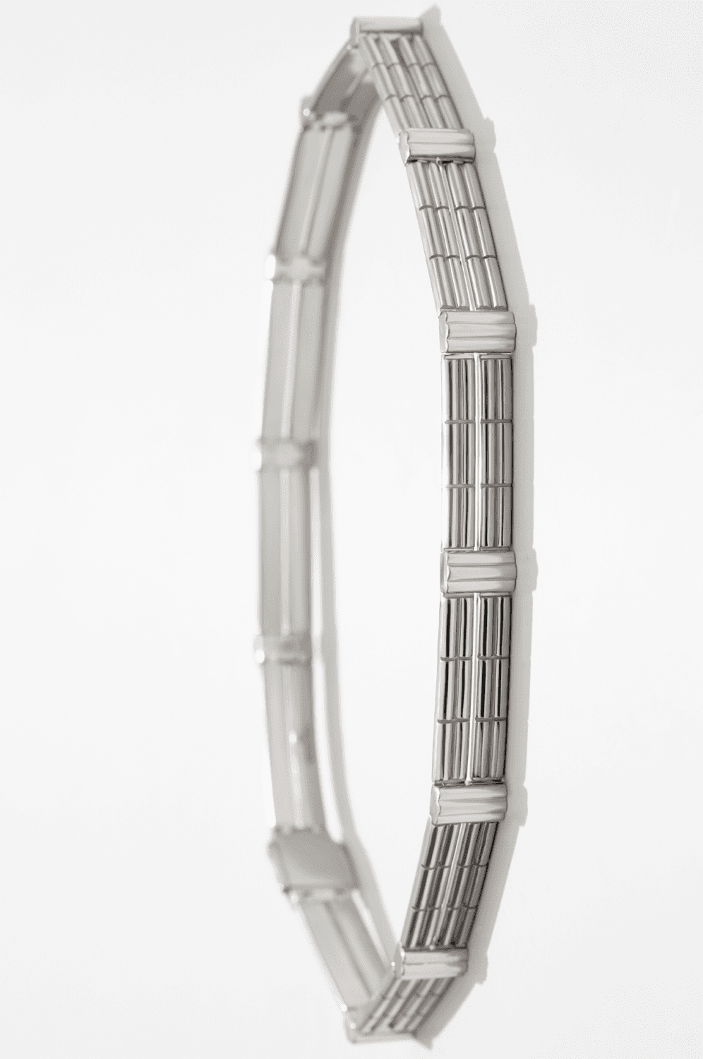 Чокер с часовым замком