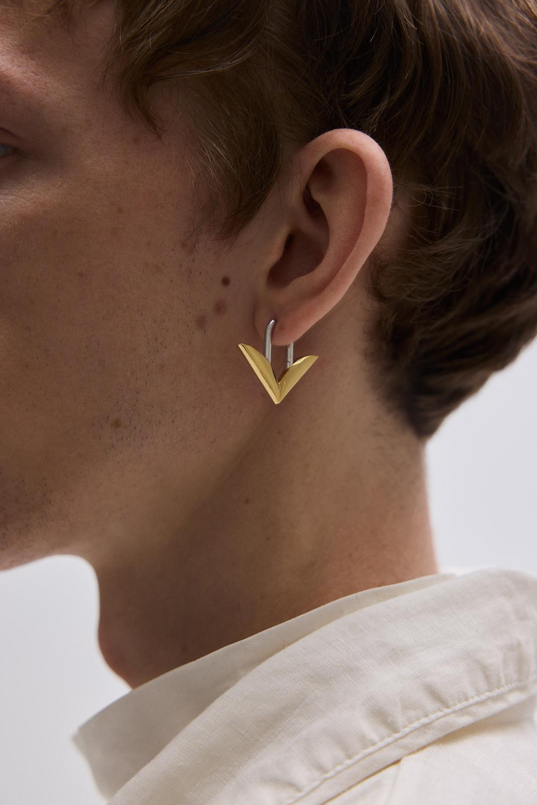 Серьги первый контакт с позолотой