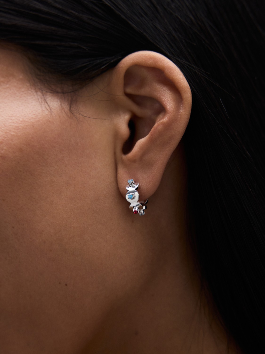 Avgvst x J.Kim C-cерьги четыре цилиндра