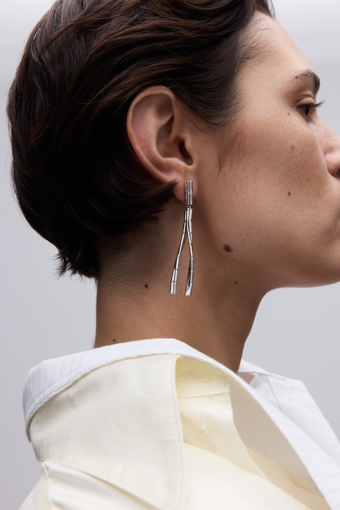 Длинная серьга Beads правая