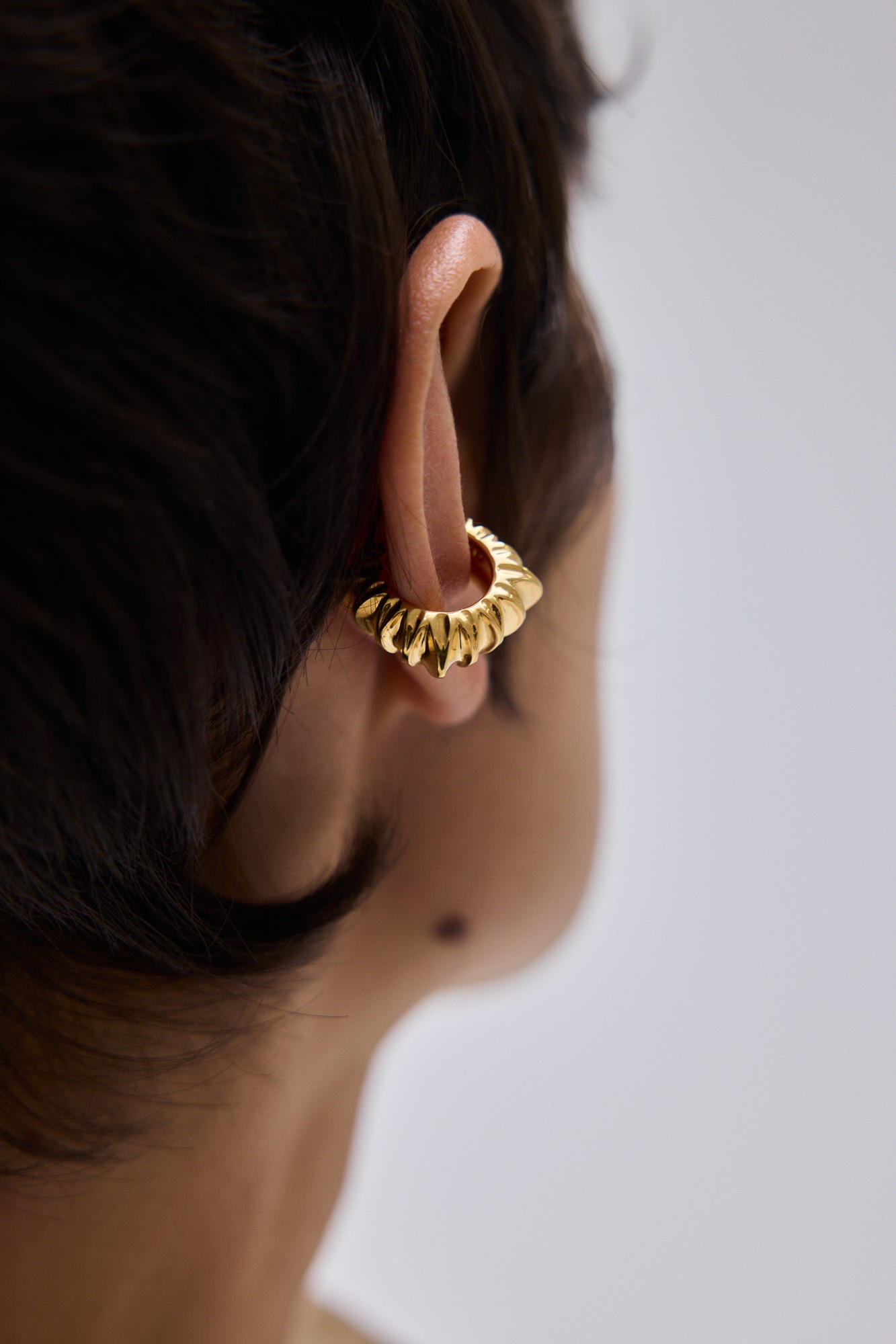 Кипящий кафф с позолотой