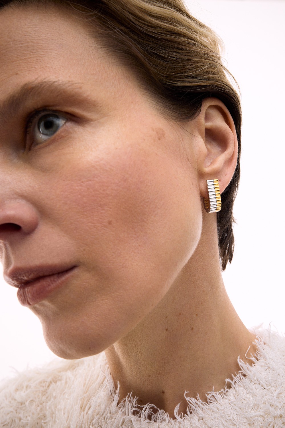 U-серьги стеклярус с позолотой