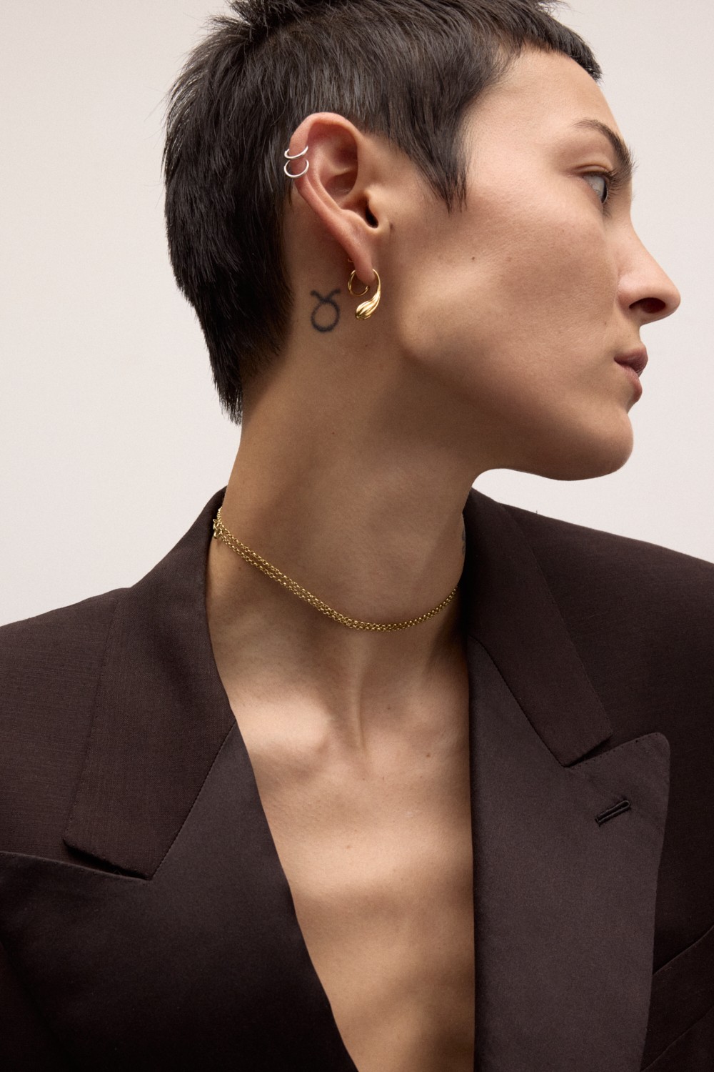 Тонкая часовая цепь с позолотой