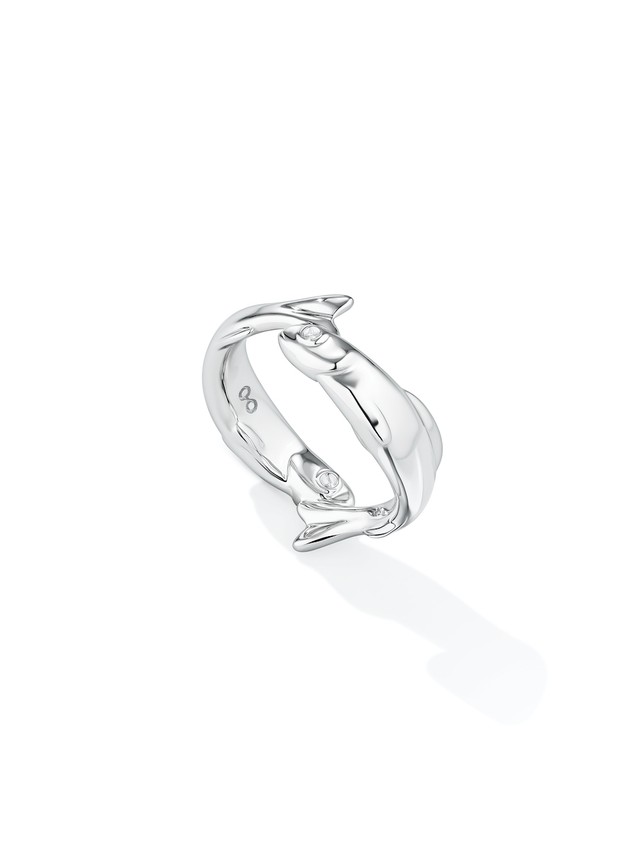 Кольцо Две рыбки из серебра